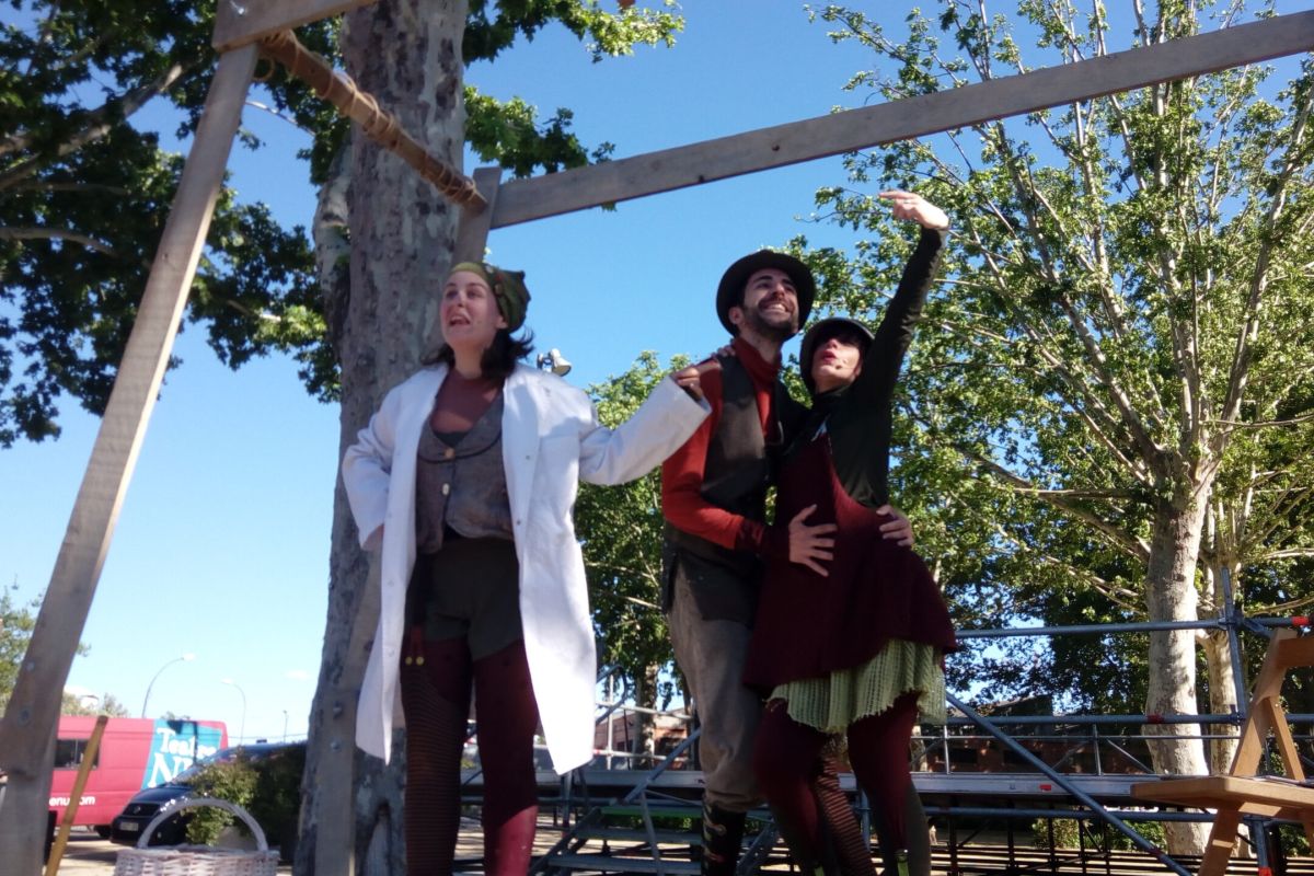 El Teatre Arrossegat de Catalunya, de gira El Teatre Arrossegat de Catalunya, de gira