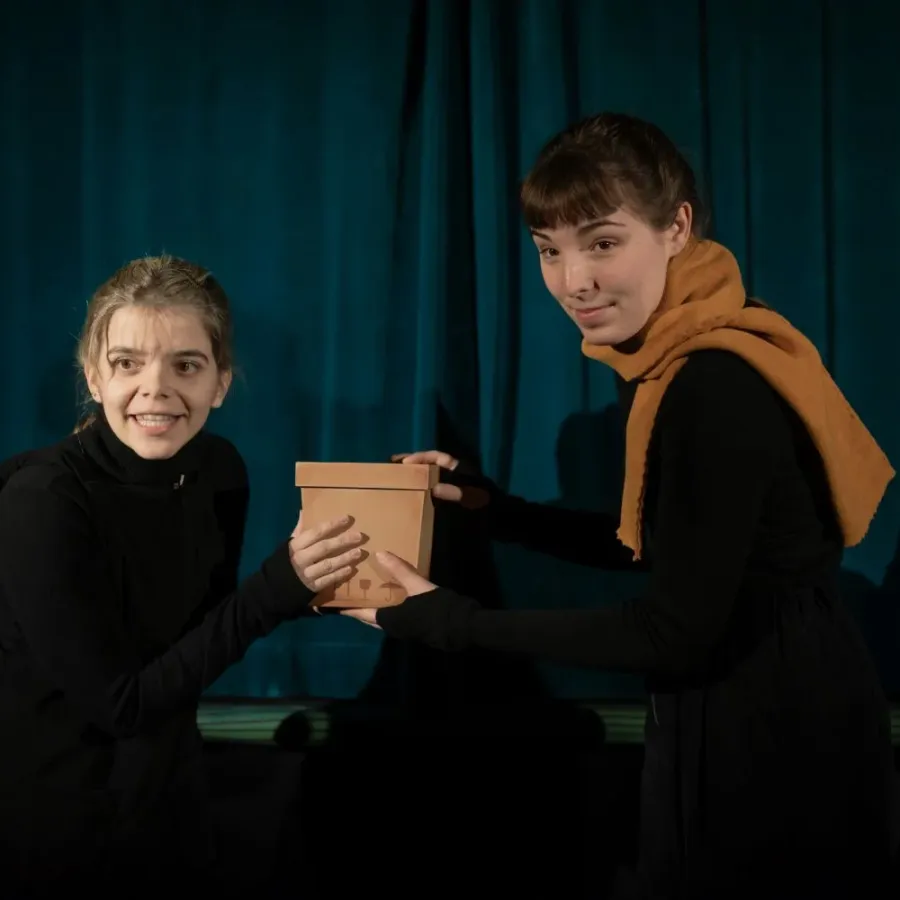 Numa teatre nu Numa teatre nu